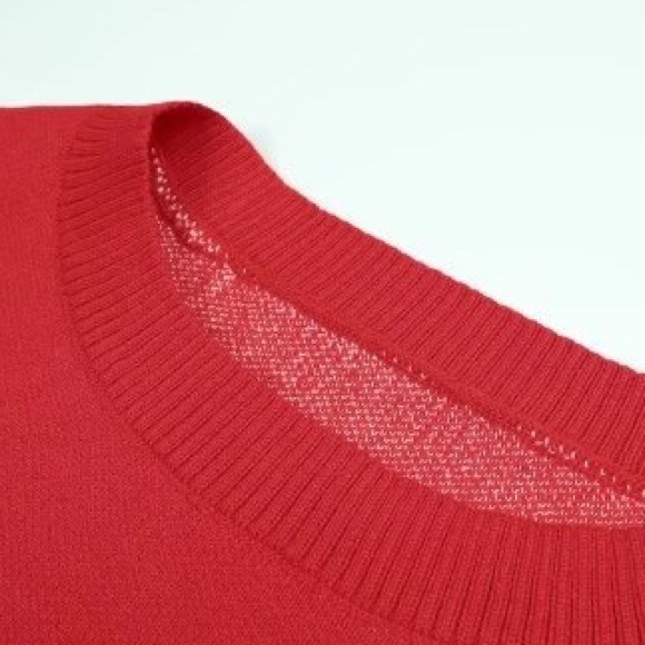 Heart Print Oversized V-Neck Knit Sweater - Picture 4 of 9